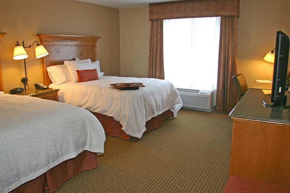 Hampton Inn & Suites Баффало Номер фото