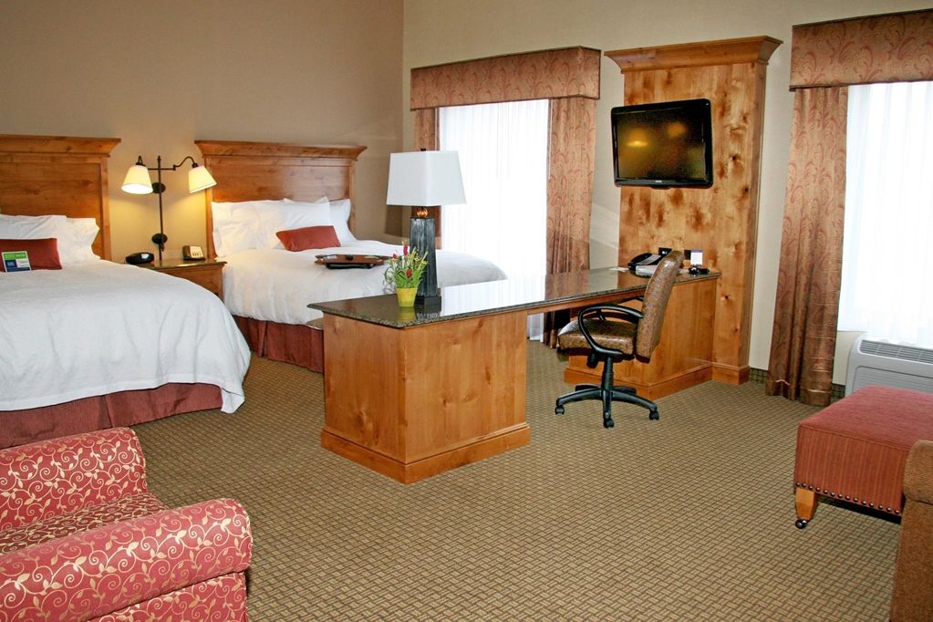 Hampton Inn & Suites Баффало Номер фото